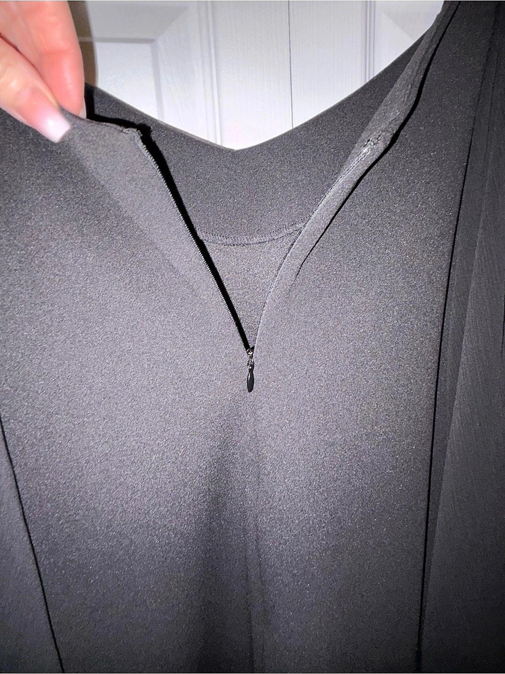 Calvin Klein Black Chiffon Cape Sleeve Sheath Dress Size 8 - Picture 8 of 8